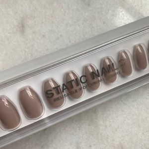 NEW Static Nails Press On Nails — Classic Taupe coffin
